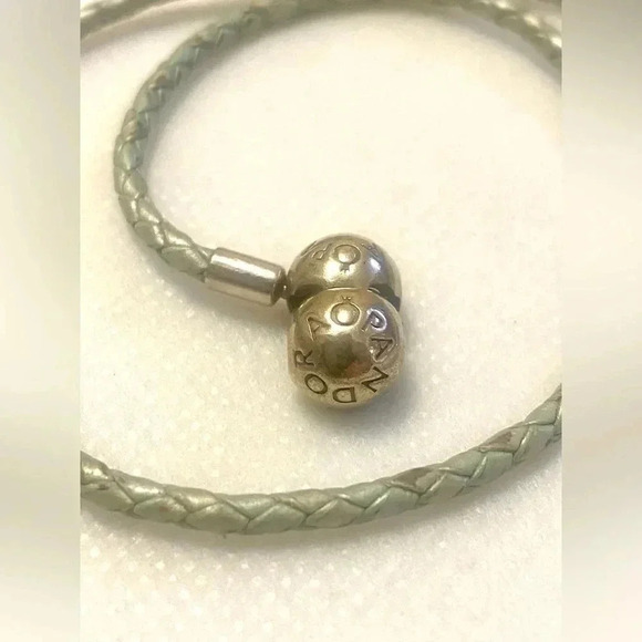 Very  old , used , Pandora double wrap bracelet - Picture 3 of 6